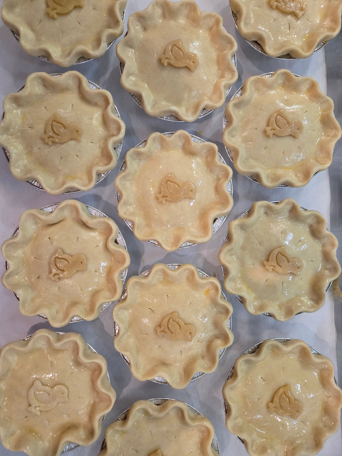 Classic Chicken Pot Pies: 4 Pack - 5"